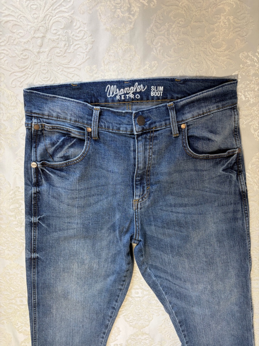 Wrangler Retro Slim Bootcut Jeans Size 33 x 29 - Picture 8 of 9